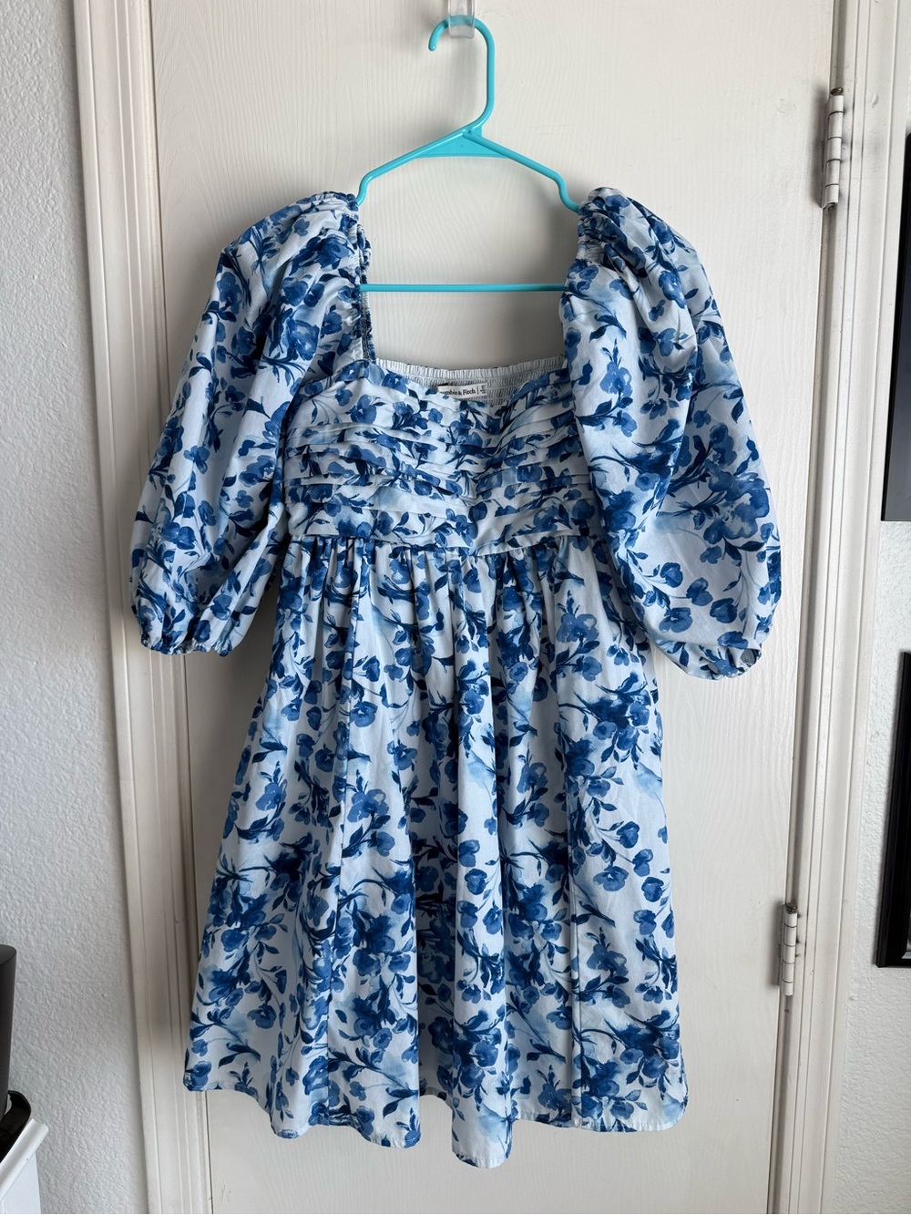 Abercrombie and fitch dress